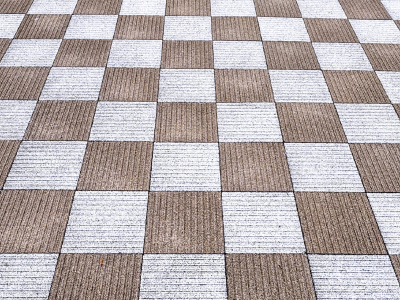 床又は通路面の材料の変更